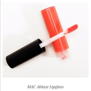 🆕 MAC Ablaze Lipglass Lipgloss